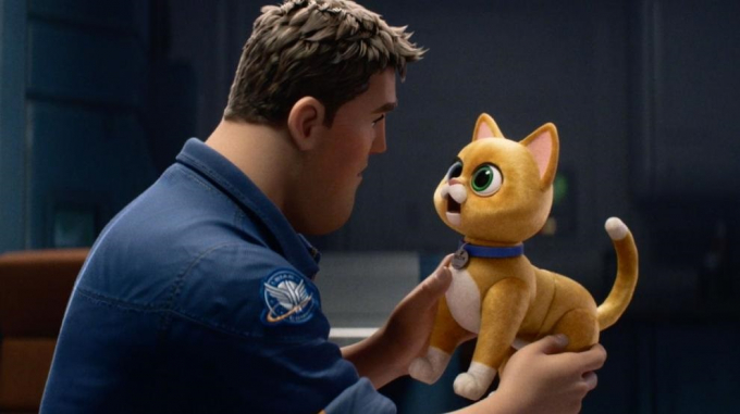 Sox, el adorable gato roba escenas de 'Lightyear'