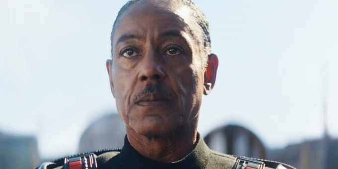 Giancarlo Esposito en conversaciones con Marvel Studios para ser el Profesor X