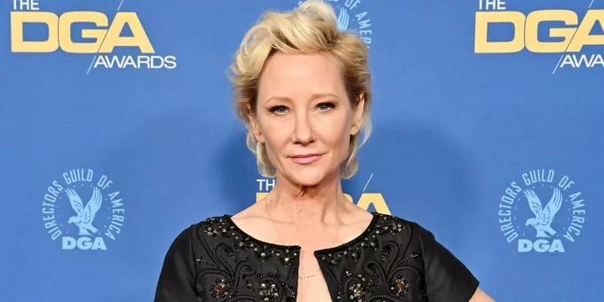 Fallece la actriz Anne Heche una semana después de su accidente