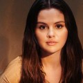 Noticia Selena Gomez habla sobre la salud mental en el primer tráiler del documental de Apple 'My Mind & Me'