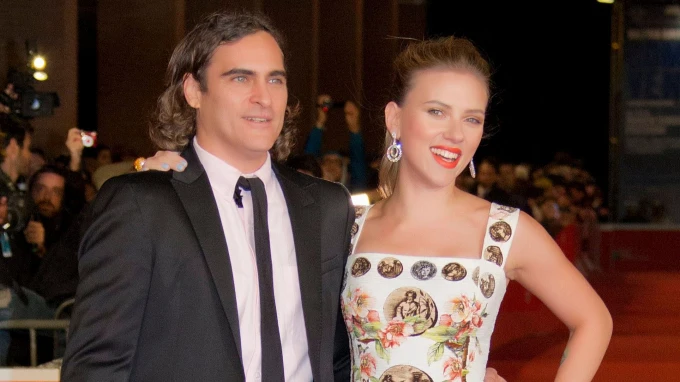 Scarlett Johansson dice que Joaquin Phoenix estaba 