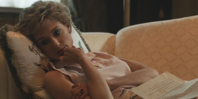 Tráiler de la quinta temporada de 'The Crown': La princesa Diana lucha contra una familia real en crisis.
