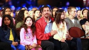 Las hijas de Adam Sandler protagonizarán su nueva película de Netflix