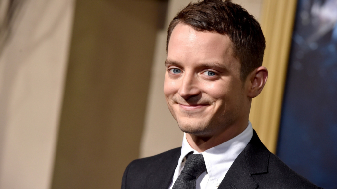 Elijah Wood se reúne con el director de 'Come to Daddy', Ant Timpson, para 'Bookworm'