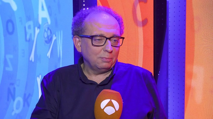 Javier Dávila sustituye a Orestes en Pasapalabra