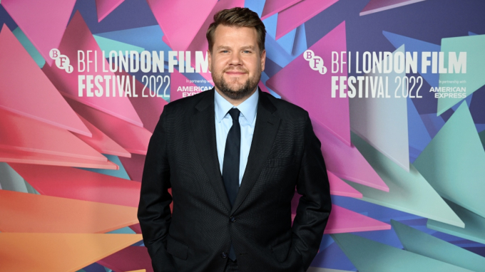 Prime Video lanza el tráiler de 'Mamíferos' protagonizado por James Corden