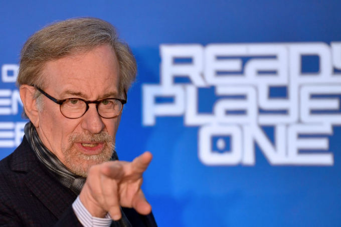 Steven Spielberg culpa a Warner Bros. y HBO Max de 