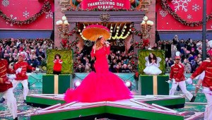 Mariah Carey cierra el desfile de Acción de Gracias con 