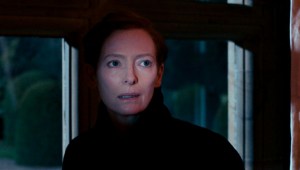 Crítica de ‘The Eternal Daughter’ : Tilda Swinton y Joanna Hogg se reúnen en una inquietante mirada al pasado.