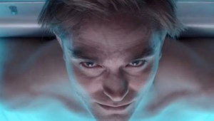 'Mickey 17': avance de la película de ciencia ficción de Bong Joon-ho con Robert Pattinson