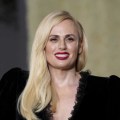 Noticia Rebel Wilson sufrió una vez una conmoción cerebral y luego trabajó 16 horas al día.