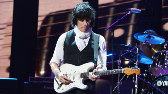 Mick Jagger, Gene Simmons, Rod Stewart y otros lloran a Jeff Beck: 'Un fenómeno de la guitarra'