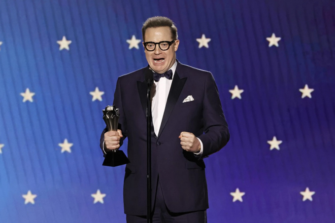 Espectacular discurso de Brendan Fraser tras ganar el Critics Choice Award 