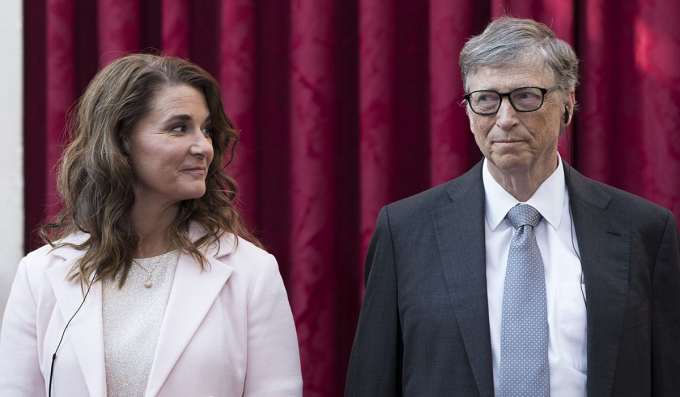 Paula Hurd, la novia de Bill Gates, 