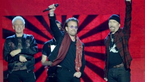 El anuncio en un comercial del Super Bowl confirma que U2 llegará al nuevo MSG Sphere en Las Vegas para un espectáculo inmersivo que recorrerá su catálogo de éxitos.