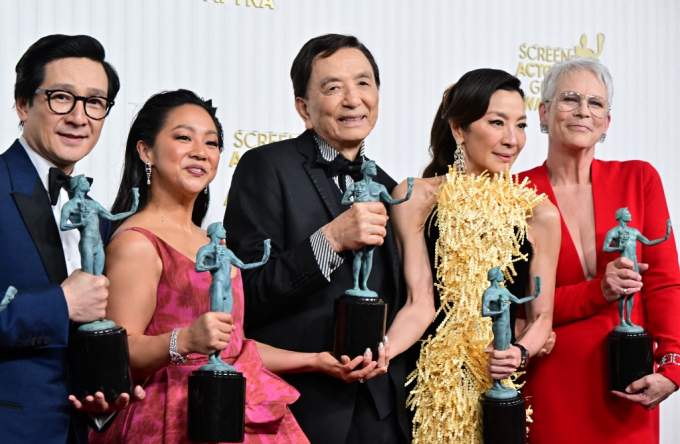 SAG Awards 2023: 'Todo a la vez en todas partes' bate el récord de premios