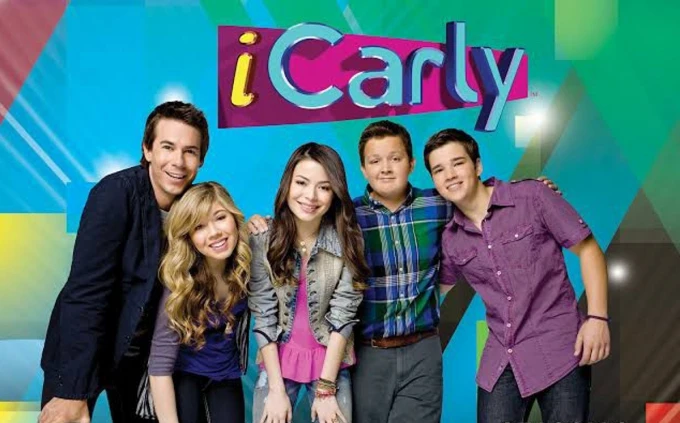 El nuevo póster de la tercera temporada de 'iCarly' promete caos