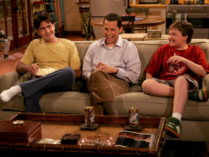 La condición está puesta para el reboot de 'Two and a Half Men' con Charlie Sheen