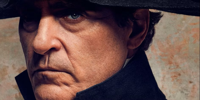 Joaquin Phoenix lidera la carga en una nueva imagen de 'Napoleón'