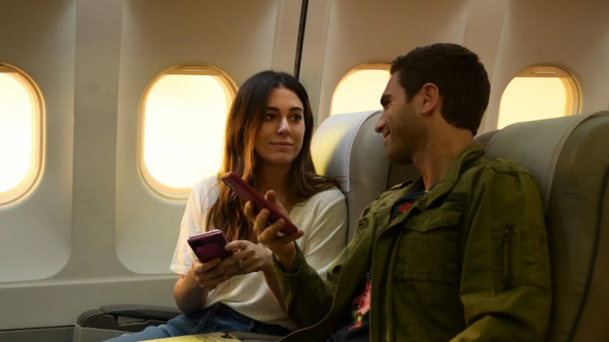 Blanca Suárez se convierte en #lalocadelavion en la nueva comedia de Jorge Coira