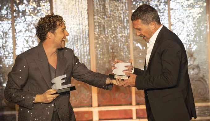 Noche de Estrellas: Antonio Banderas y David Bisbal lideran los Hombres del Año Esquire 2023