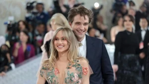 Robert Pattinson y Suki Waterhouse esperan su primer hijo juntos