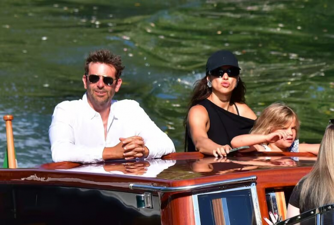 Expresiones de amistad y unidad: Cuatro exparejas de Hollywood 