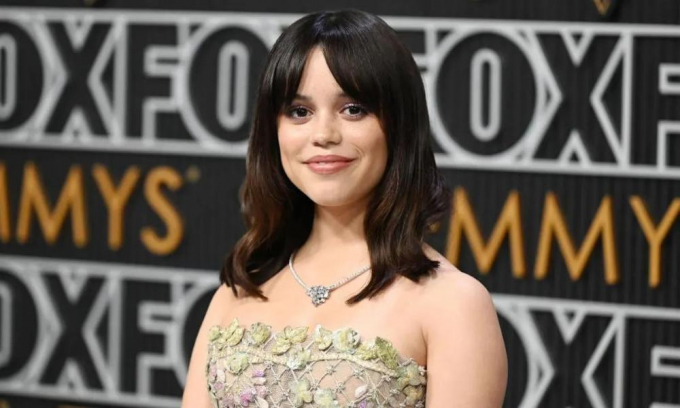 Jenna Ortega revela un giro terrorífico para la Temporada 2 de 'Miércoles'