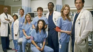 El elenco de Grey's Anatomy reunido en los Premios Emmy