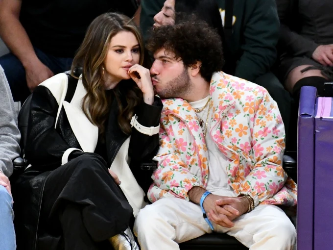 Selena Gomez y Benny Blanco comparten su felicidad 