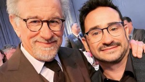 Steven Spielberg felicita a J.A. Bayona por el triunfo en los Goya de 'La sociedad de la nieve'