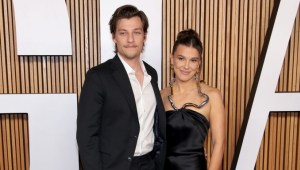 Así fue la arriesgada pedida de mano submarina de Millie Bobby Brown