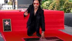 Lenny Kravitz recibe una estrella en el Paseo de la Fama de Hollywood