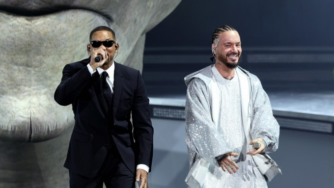 Will Smith reaparece en el Festival de Coachella cantando con J. Balvin