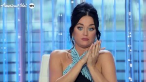 Incidente de Katy Perry con su vestuario en American Idol