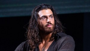 Noticia Can Yaman será Sandokán en la nueva serie de Mediaset