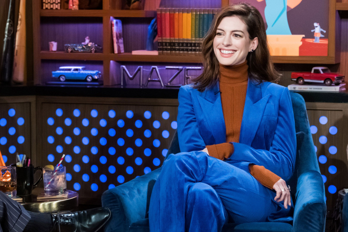 De las sombras a la luz: La impactante transformación de Anne Hathaway