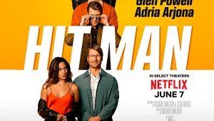 El nuevo tráiler de 'Hit Man' mezcla romance, comedia y acción