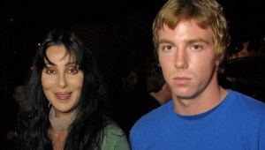 Cher y su hijo en Guerra: Batalla legal por control financiero