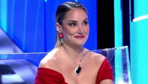 Alba Carrillo debuta en Netflix como gancho de 'Jugando con fuego'
