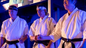 Cobra Kai revela un adelanto electrizante de la segunda parte de su temporada final
