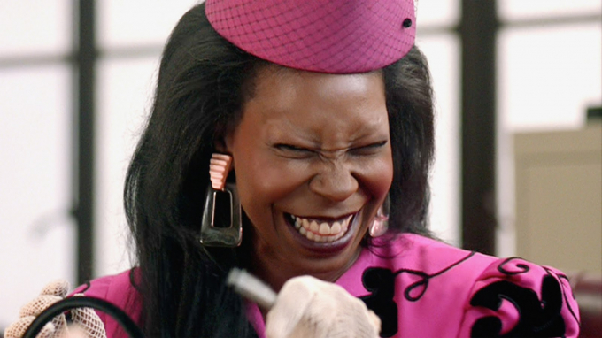 Whoopi Goldberg cumple 69: Sus romances, escandalos y su batalla contra la heroina.