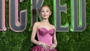 Ariana Grande hace historia con Wicked: La artista más taquillera de todos los tiempos
