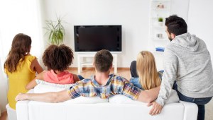  Prepárate para cinco películas cautivadoras y géneros variados, una mezcla de caos, risas y mucho peligro