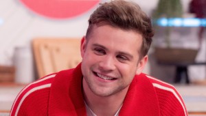 Noticia ¿Buscas un nuevo amor en la pantalla? ¡Aquí tienes a Leo Woodall, el rompecorazones del momento!