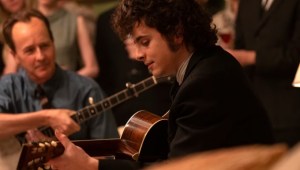 Así se transformó Timothée Chalamet en Bob Dylan: El mentor secreto que redefinió su arte