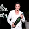 Noticia Aron Piper y su noche en Ibiza: looks, lujos y estrellas