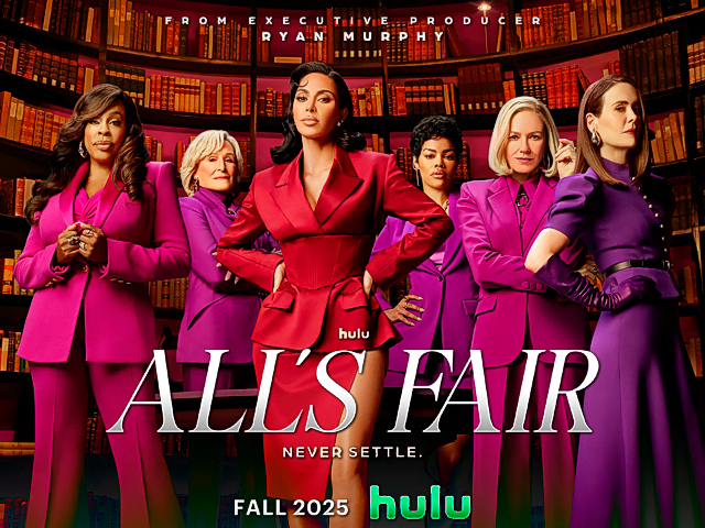 La nueva serie de Ryan Murphy con Kim Kardashian y Glenn Close estrena su alocado tráiler