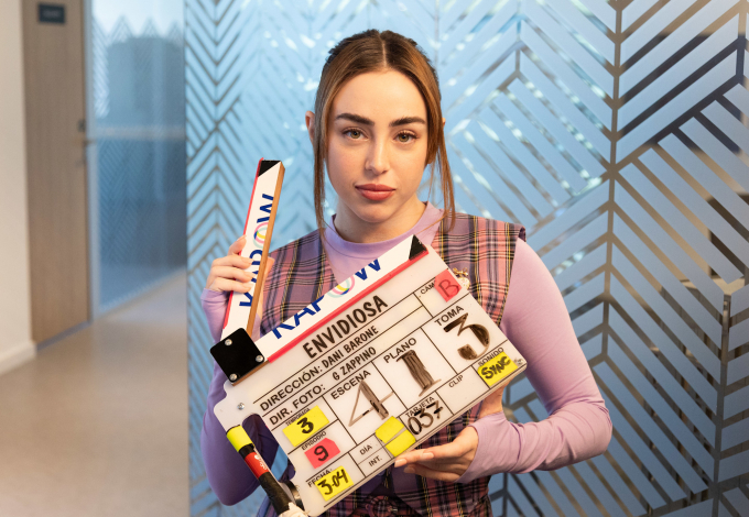 La novia de Lamine Yamal, Nicki Nicole, se une a Envidiosa, que ya tiene fecha de estreno: vuelve el 19 de noviembre de 2025