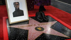 Chadwick Boseman brilla con su estrella póstuma en el mítico Paseo de la Fama